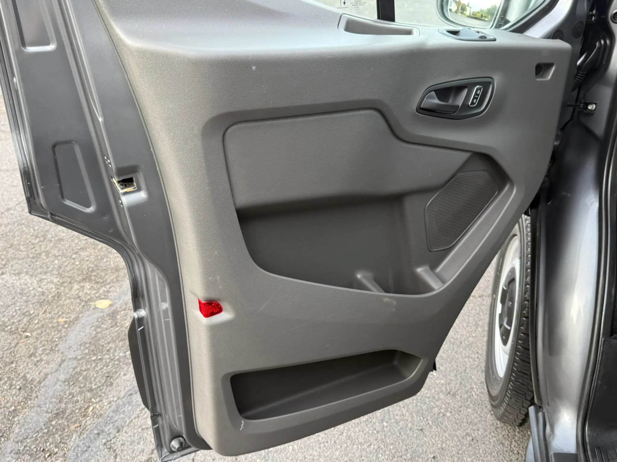 Used 2023 Ford Transit 350 XL RWD image 32