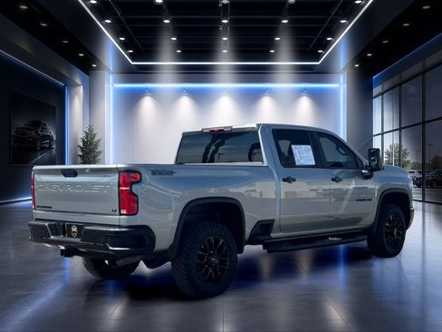 Used 2026 Chevrolet Silverado 2500 LT w/ Trail Boss Package AWD/4WD image 4