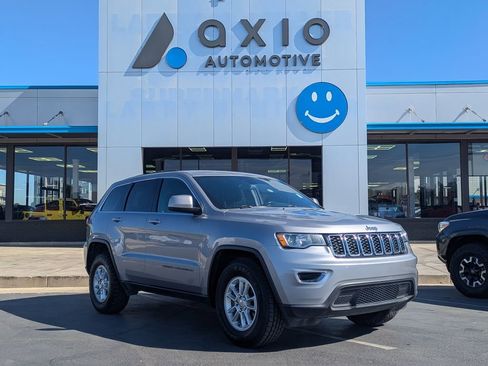 Used 2020 Jeep Grand Cherokee Laredo AWD/4WD image 1