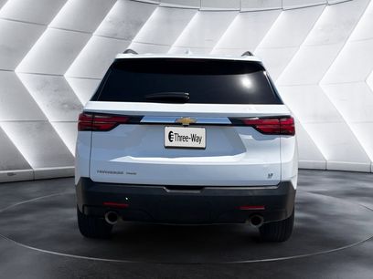 Used 2023 Chevrolet Traverse LT