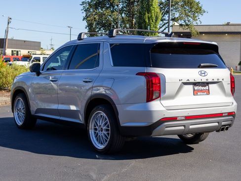 Used 2023 Hyundai Palisade SEL w/ Premium Package AWD/4WD image 9
