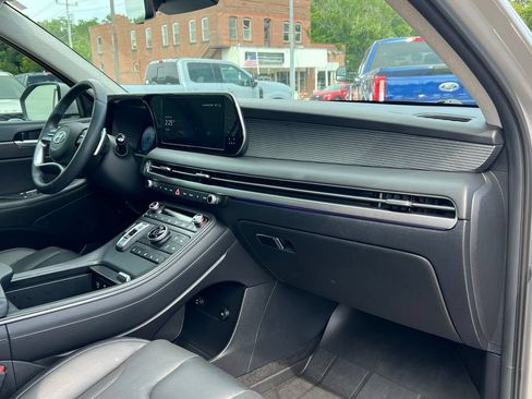 Used 2024 Hyundai Palisade Limited AWD/4WD image 22
