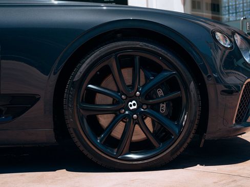 Used 2022 Bentley Continental GT AWD/4WD image 6
