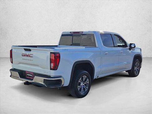 New 2026 GMC Sierra 1500 SLE w/ Preferred Package image 2