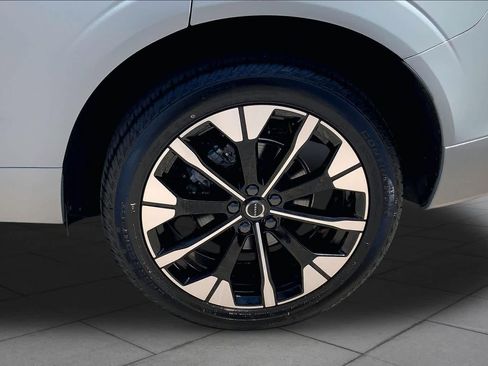 Used 2026 Volvo XC60 B5 Ultra w/ Protection Package Premier AWD/4WD image 11