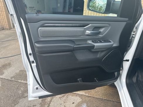 Used 2021 RAM 1500 Big Horn AWD/4WD image 8