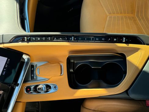 Used 2020 Chevrolet Corvette Stingray Premium Cpe w/ 3LT Preferred Equipment Group image 12