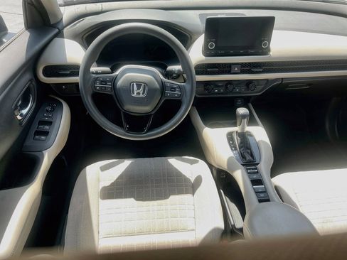 Used 2023 Honda HR-V LX image 21