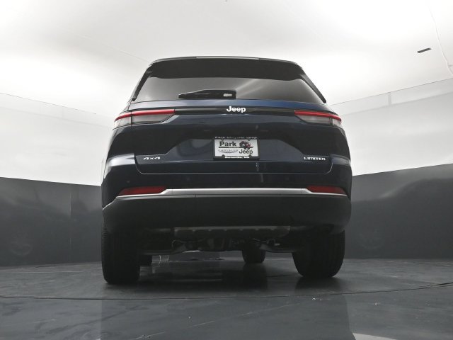 New 2027 Jeep Grand Cherokee Limited AWD/4WD image 19