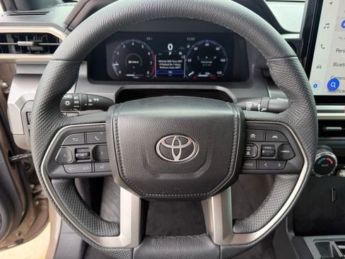 Used 2026 Toyota Tacoma TRD Sport RWD image 11
