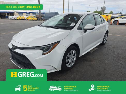 Used 2022 Toyota Corolla LE image 1