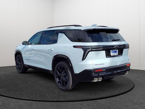 New 2026 Chevrolet Traverse RS w/ LPO, Floor Liner Package image 4