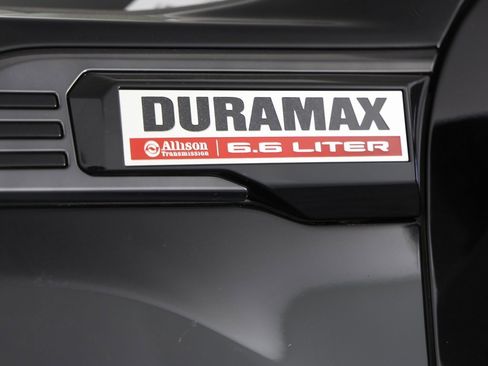 Used 2025 GMC Sierra 2500 AT4 w/ AT4 Premium Plus Package image 9