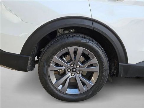 Used 2023 Ford Explorer XLT w/ Equipment Group 202A image 27