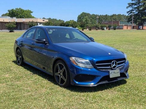 Used 2017 Mercedes-Benz C 300 4MATIC Sedan image 1
