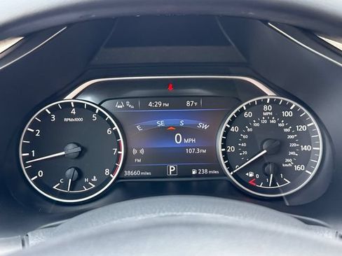 Used 2022 Nissan Murano SL AWD/4WD image 17