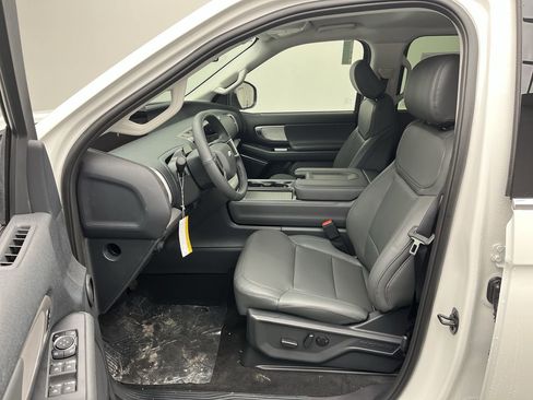 New 2026 Ford Expedition Max Active image 3