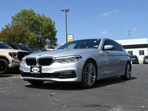 Used 2017 BMW 540i RWD image 1