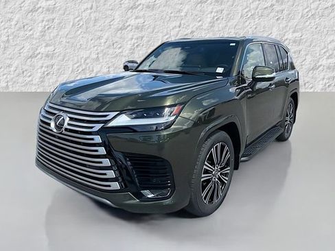 New 2026 Lexus LX 700h Luxury image 7