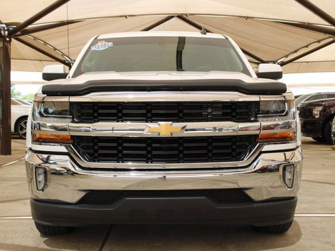 Used 2018 Chevrolet Silverado 1500 LT w/ All Star Edition image 14