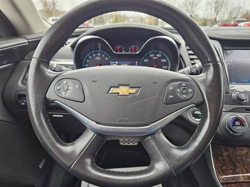 Used 2014 Chevrolet Impala LT image 11