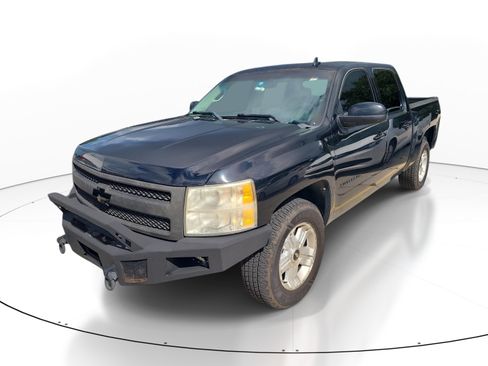 Used 2012 Chevrolet Silverado 1500 LTZ w/ LTZ Plus Package AWD/4WD image 3
