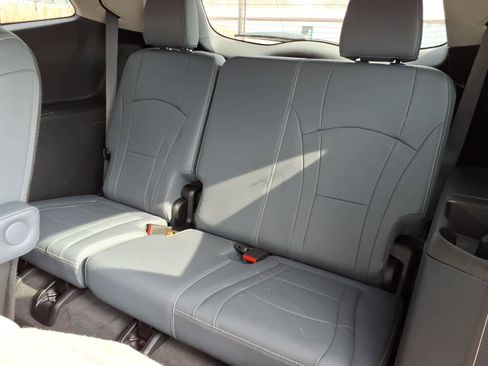 Used 2020 Buick Enclave Essence w/ Sport Touring Edition image 19