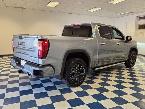 Used 2025 GMC Sierra 1500 Denali AWD/4WD image 8