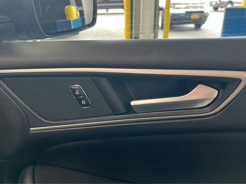 Used 2023 Ford Edge SEL w/ Convenience Package AWD/4WD image 39