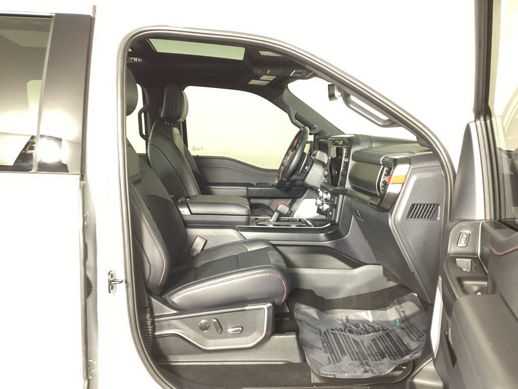 Used 2025 Ford F150 Raptor AWD/4WD image 10
