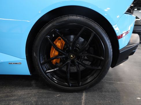 Used 2017 Lamborghini Huracan LP 610-4 image 14