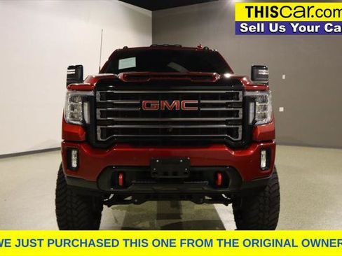 Used 2022 GMC Sierra 2500 AT4 w/ AT4 Preferred Package AWD/4WD image 3