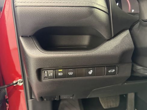Used 2025 Toyota RAV4 XLE Premium w/ Weather Package AWD/4WD image 15