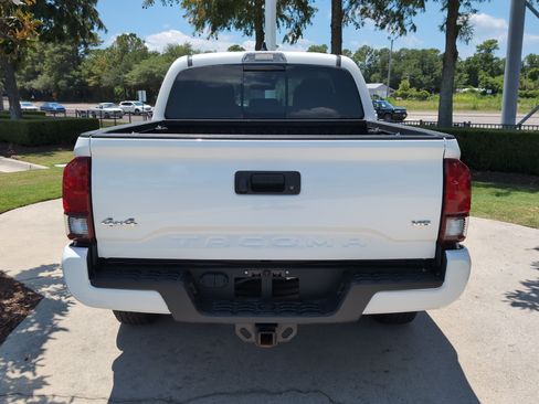 Certified 2023 Toyota Tacoma SR5 w/ Technology Package AWD/4WD image 9