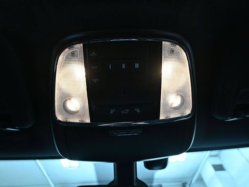 Used 2020 Dodge Durango R/T w/ Trailer Tow Group IV AWD/4WD image 38