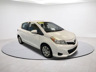 Used 2012 Toyota Yaris 4-Door Hatchback video 1