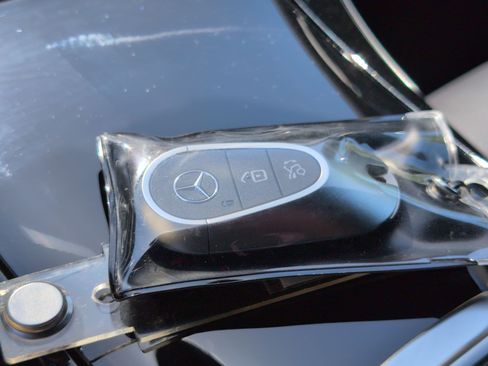 Used 2025 Mercedes-Benz C 300 Sedan image 36