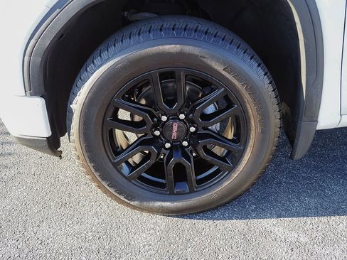 Certified 2023 GMC Sierra 1500 Elevation image 34