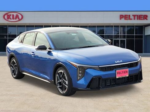 New 2025 Kia K4 GT-Line w/ GT-Line Sunroof Package image 1