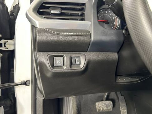 Used 2023 GMC Acadia SLE w/ Driver Convenience Package image 20