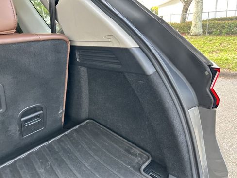 Used 2022 Acura MDX FWD w/ Technology Package image 40