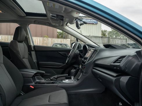 Used 2018 Subaru Impreza 2.0i Premium image 11