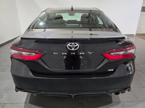 Used 2024 Toyota Camry SE FWD image 4