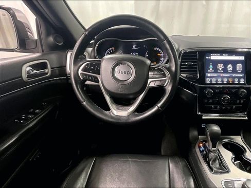 Used 2022 Jeep Grand Cherokee Limited image 17