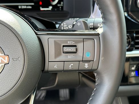 New 2025 Nissan Pathfinder Platinum image 28