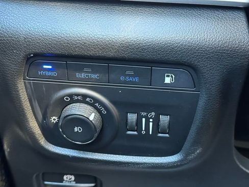 Used 2022 Jeep Grand Cherokee Limited 4xe w/ Luxury Tech Group II image 19