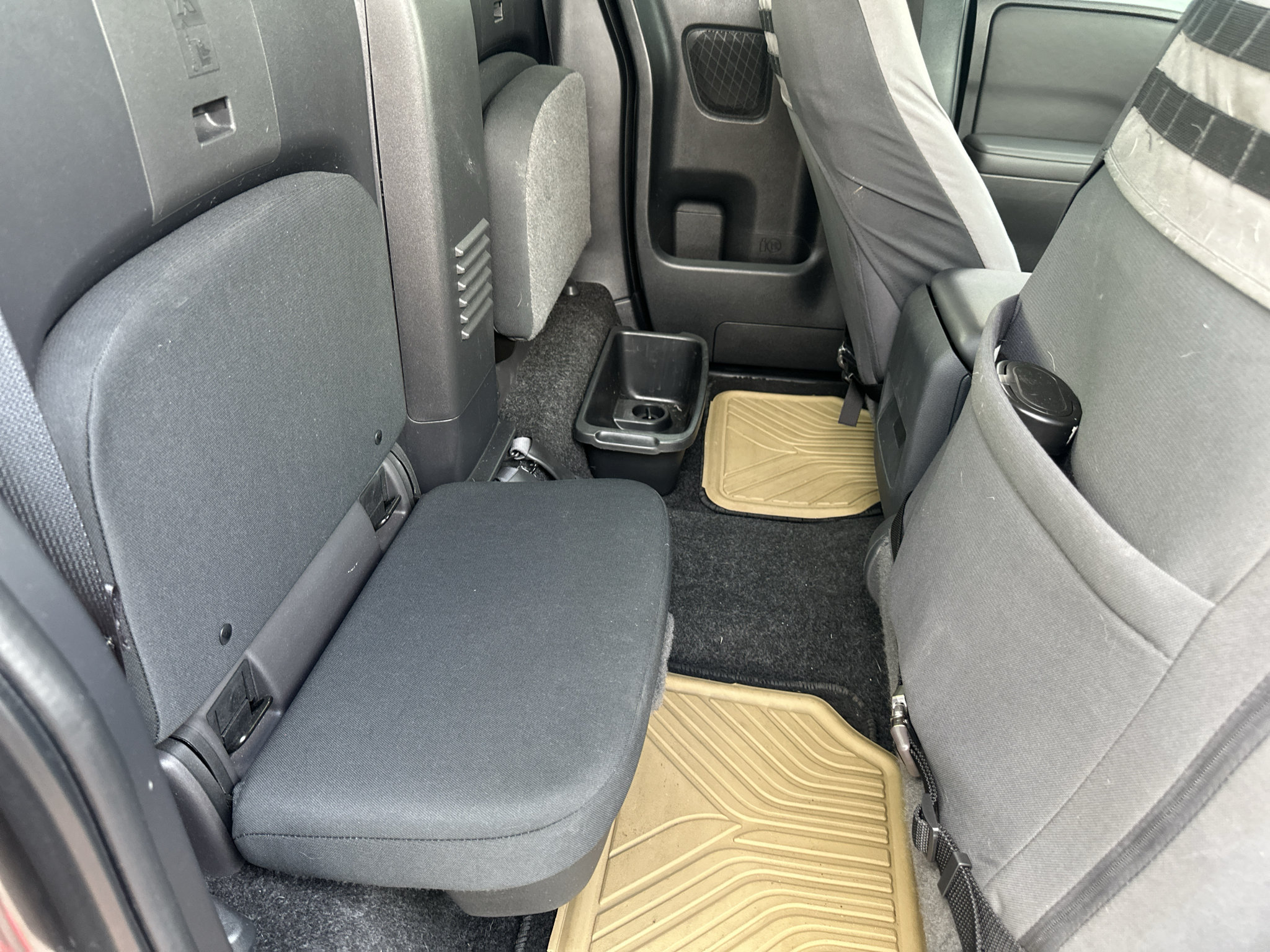 Used 2022 Nissan Frontier S RWD image 14