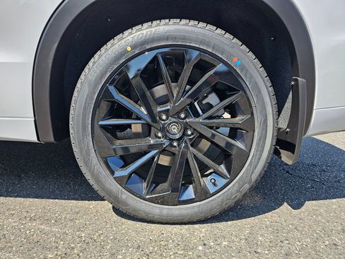 New 2026 Nissan Rogue Platinum AWD/4WD image 9