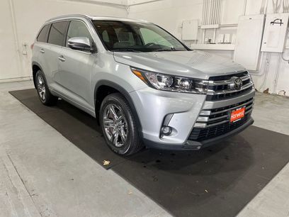 Used 2019 Toyota Highlander Limited
