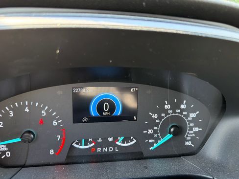Used 2022 Ford Escape SEL w/ SEL Stealth AWD Package image 9